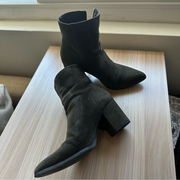 Michael Kors Shoes - Michael Kors black suede leather boots